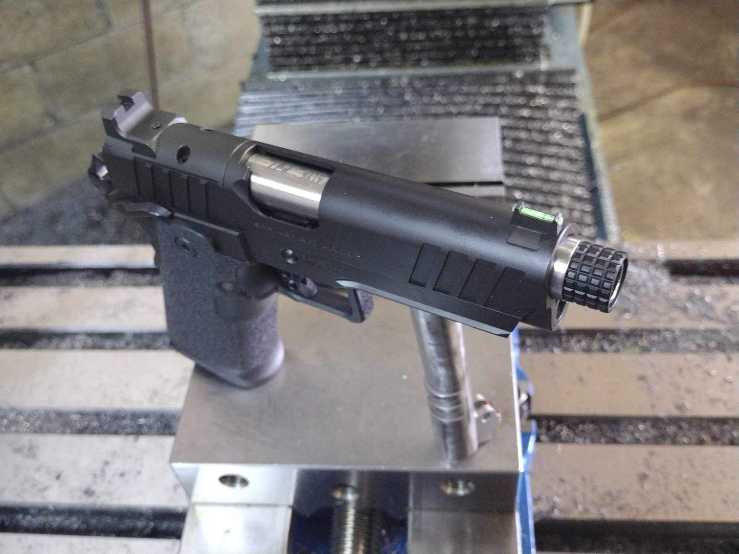 DSC Threaded Barrel